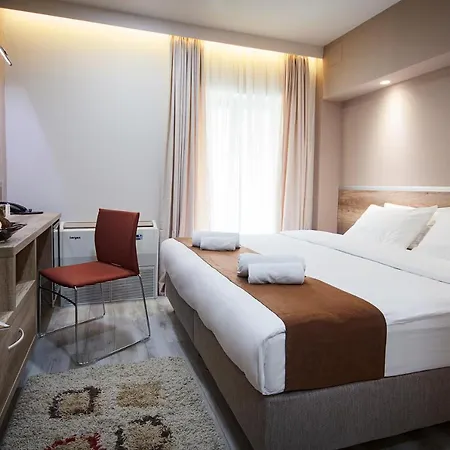 Hotel Junior 3*
