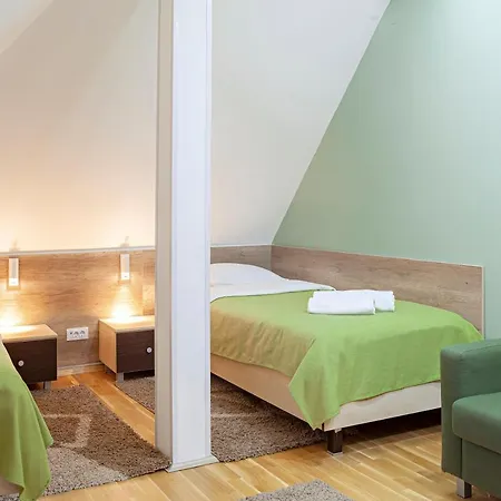 Hotel Junior 3*