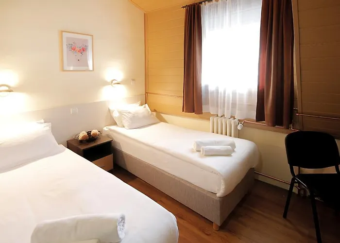 Junior Hotel 3*